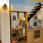 House * Pocitelj
