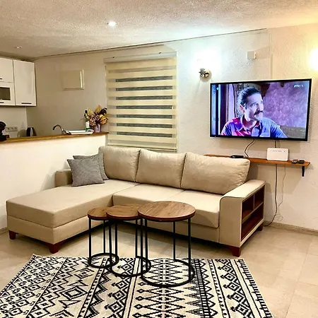 House * Pocitelj