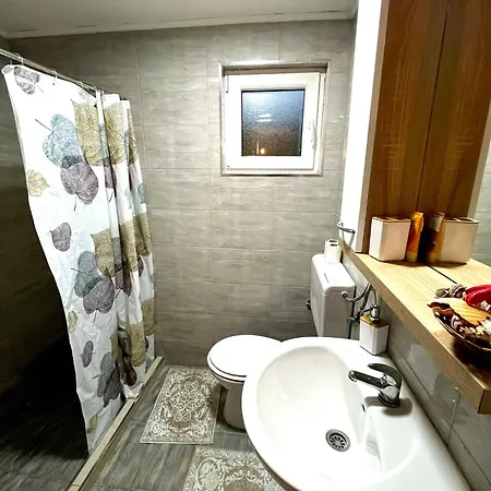 House Apartament *